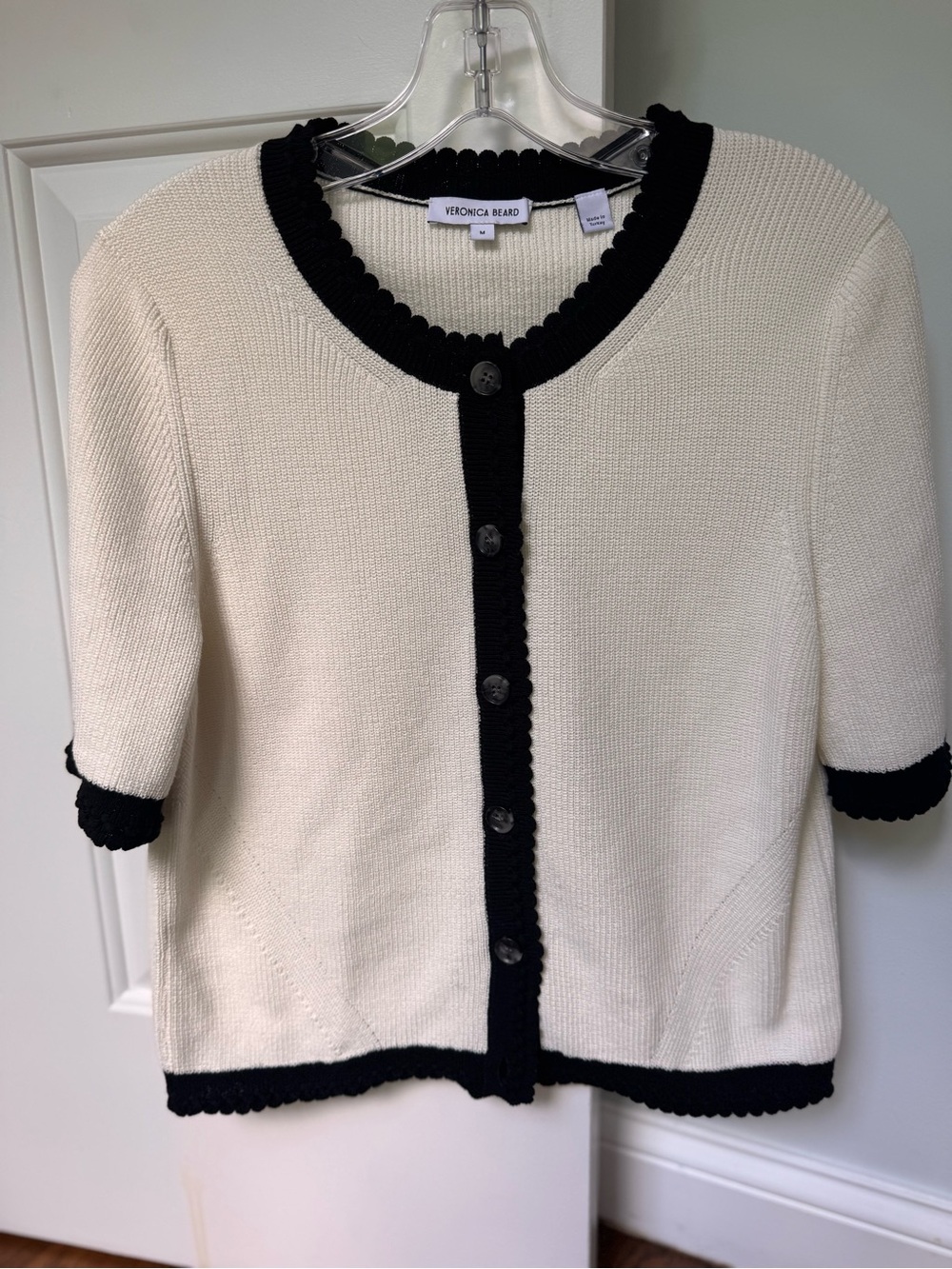 Veronica Beard Cream and Black Trim Short-Sleeve Knit Cardigan